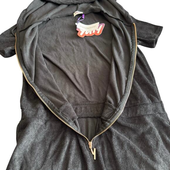 Yitty Terry Short Onsie / Romper / Jumper NWT!! Black,Heart Back Pockets - SzMed - Picture 3 of 8